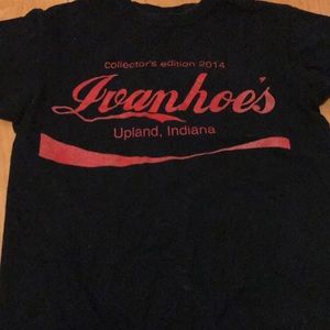 Black Ivanhoe restaurant tee